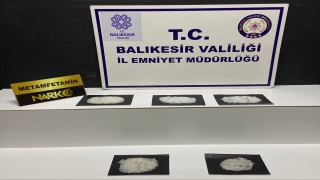 Balıkesir’de polisin durdurduğu minibüste 201,4 gram uyuşturucu madde ele geçirildi