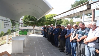 Aynı gün ölen anne ve oğlu Tokat’ta yan yana toprağa verildi