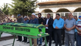 Kırşehir’de eşi tarafından öldürülen kadın toprağa verildi