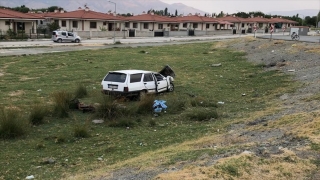 Erzincan’da iki otomobilin çarpıştığı kazada 1 kişi öldü, 4 kişi yaralandı