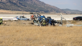 Denizli’de yangın söndürme helikopteri düştü