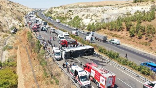 Gaziantep'teki trafik kazasına karışan otobüs hız sınırını aşmış